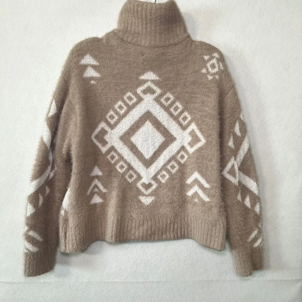 Jessica‎ Simpson Women's Tan Eyelash Knit Geometric Boho Southwestern Sweater L